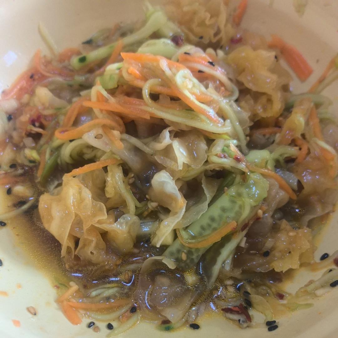 超级简单的凉拌银耳