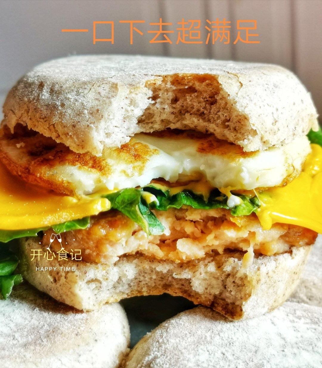 低脂营养快手早餐~甩金拱门8条街的黑麦麦满分