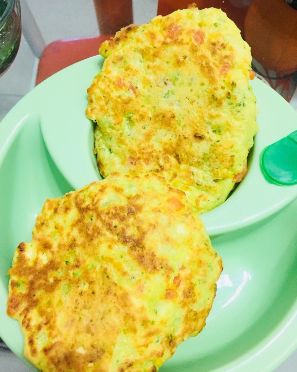 宝宝辅食—鲜虾杂蔬豆腐饼
