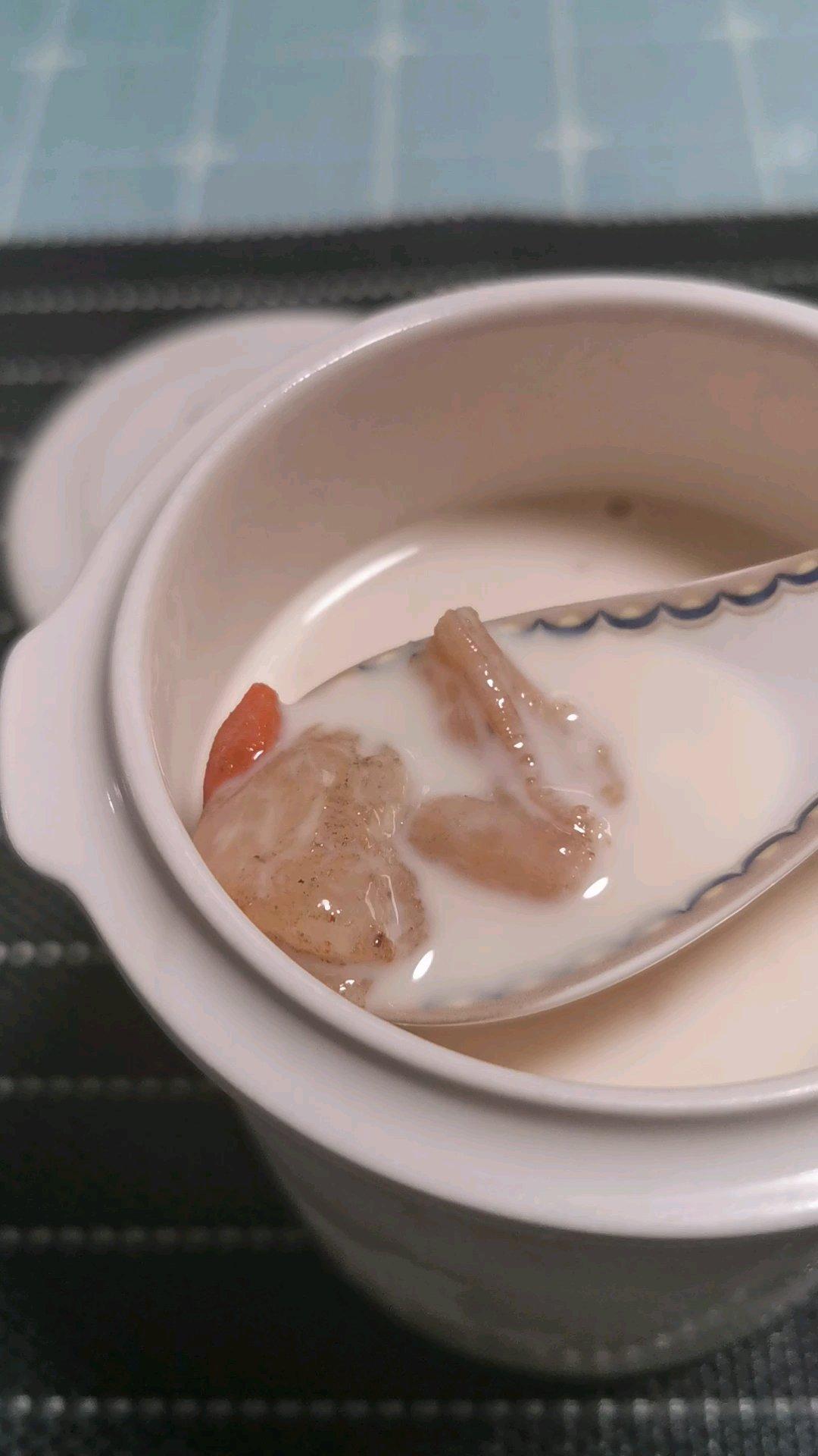 🐟鱼胶/花胶炖牛奶🥛