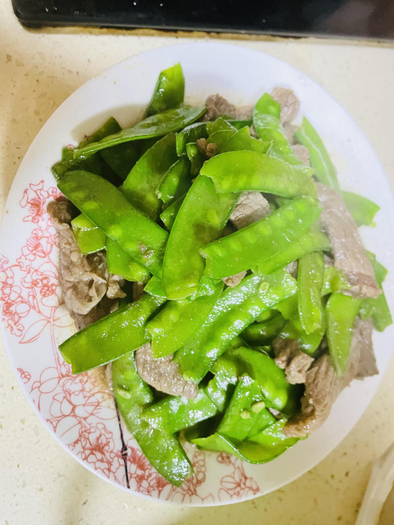 荷兰豆炒牛肉