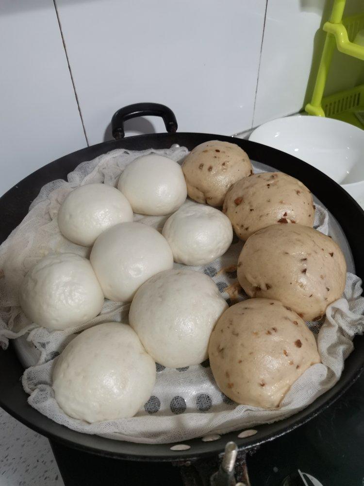 新手做馒头也能100%成功——附上非常详细的视频步骤（一次发酵法）