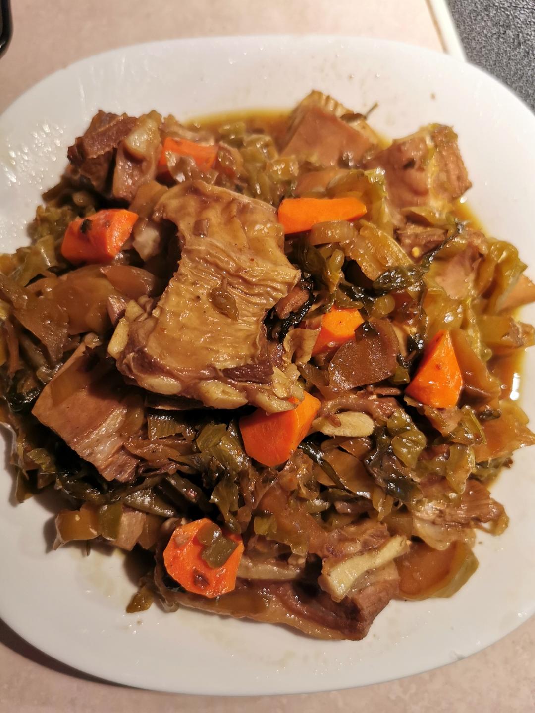 酸菜羊肉