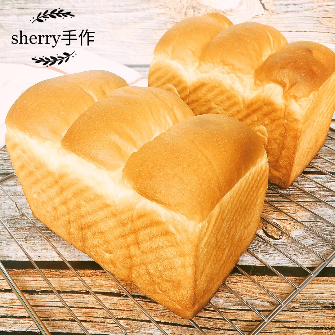 绵绵蛋白吐司