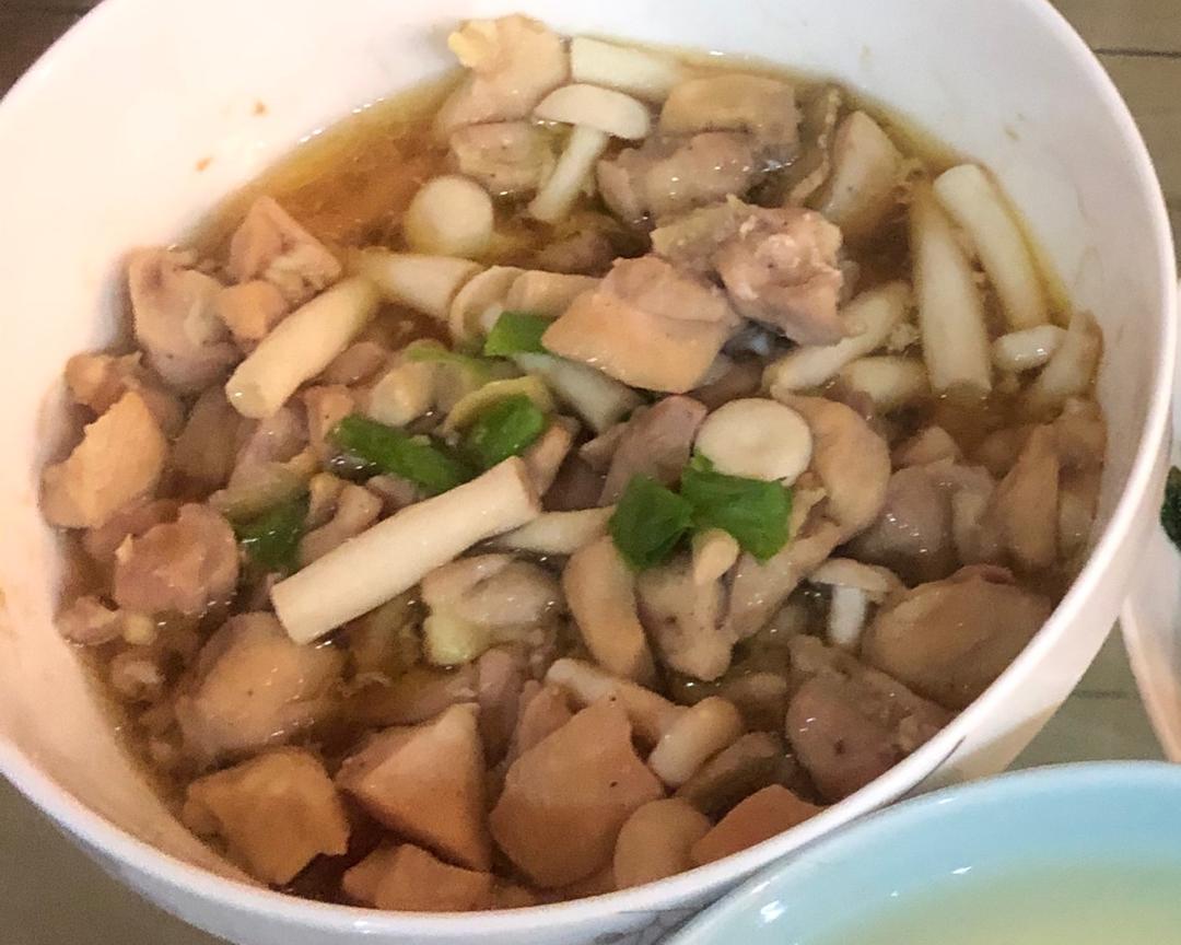 鸡肉蘑菇蒸