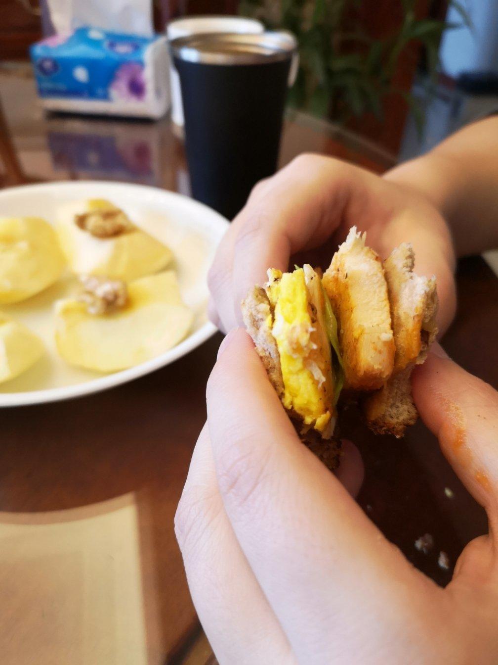 电饼铛土司煎蛋（三明治）