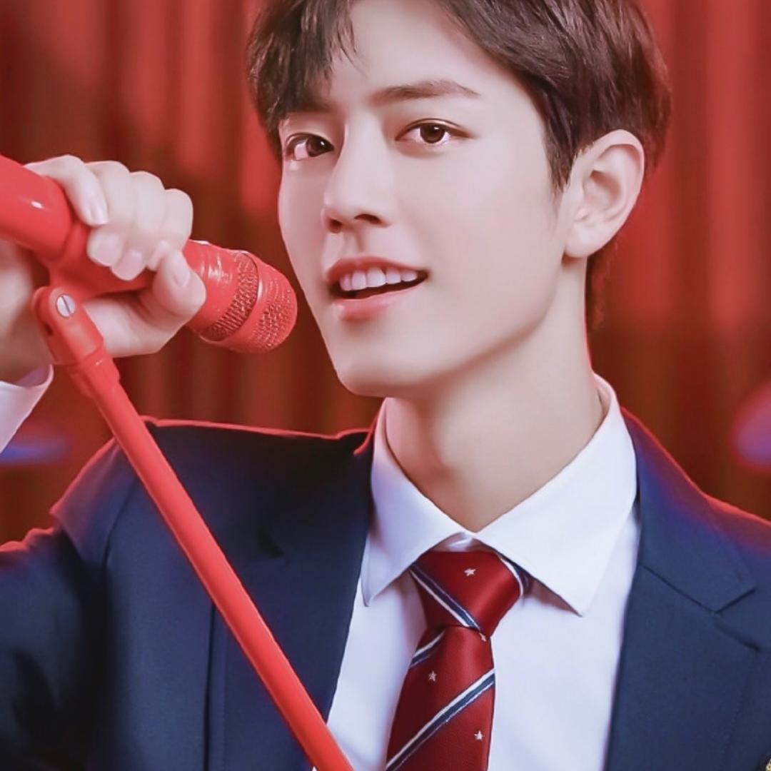 涵崽叉会儿腰