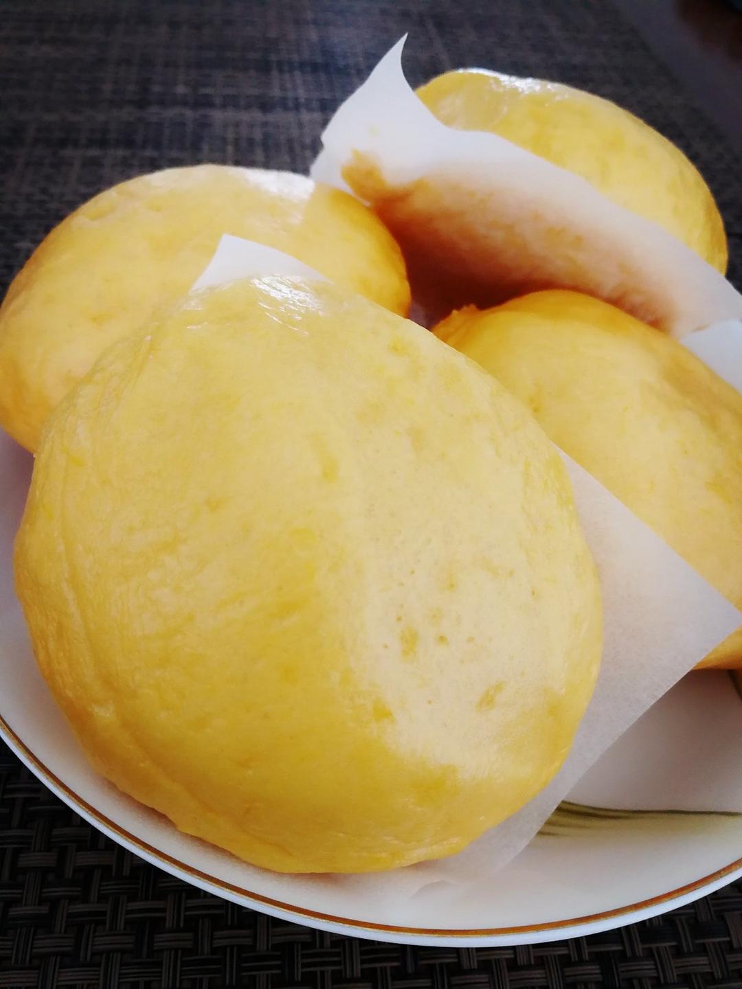 新手也可以--详解如何做出人见人爱、金黄的南瓜馒头