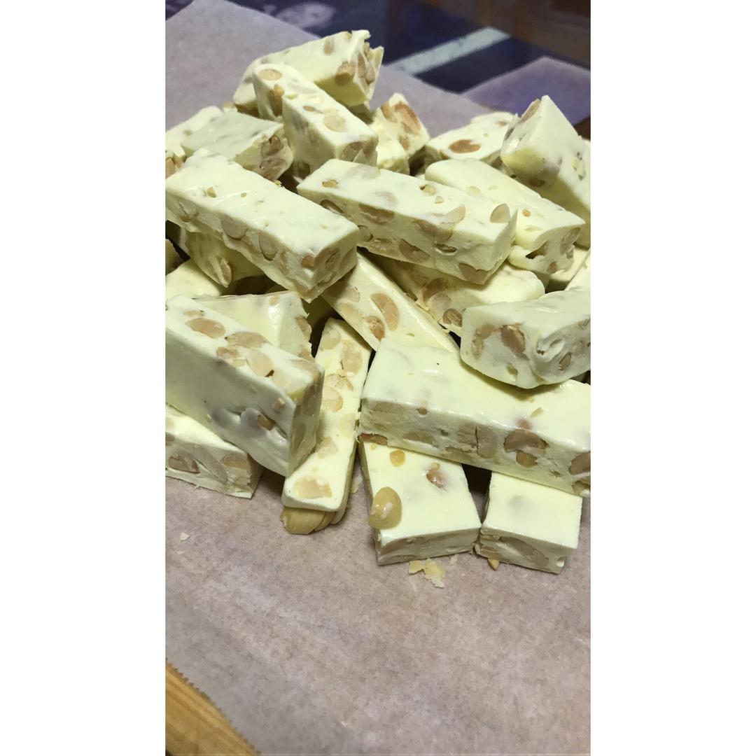 面包机轻松做牛轧糖（这样做雪花酥也赞哦）