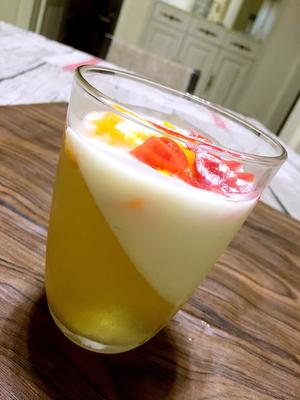 柠檬果冻酸奶杯的做法 步骤8