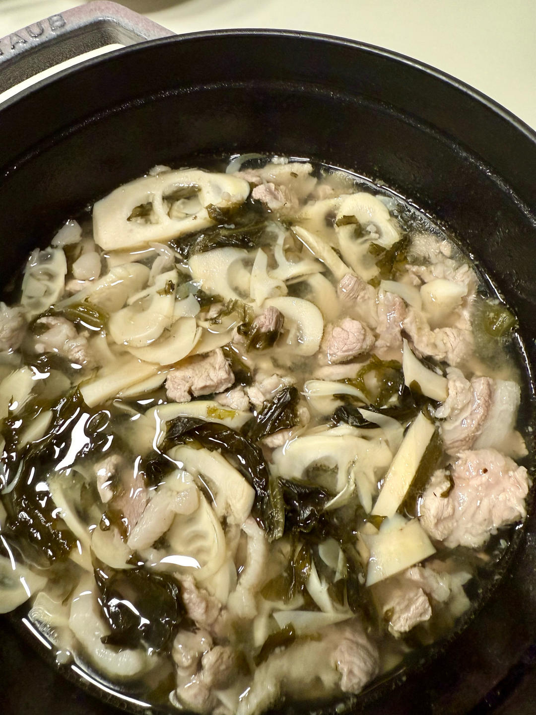 酸菜苦笋肉片汤