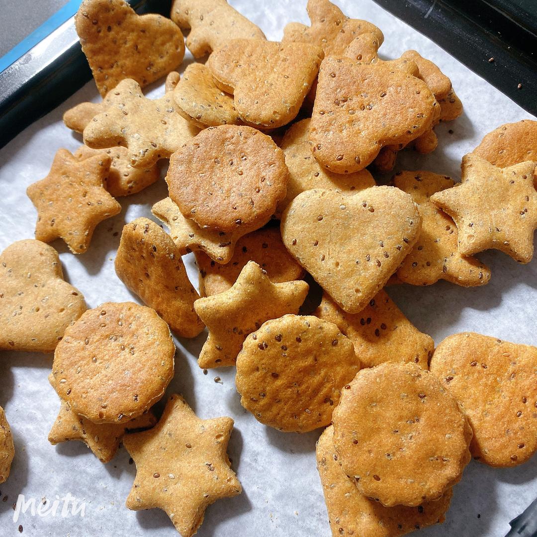 全麦蛋黄小饼干