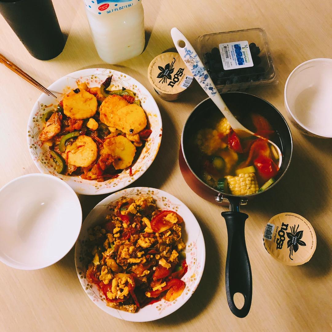 超级下饭菜红绿灯（番茄辣椒炒土豆）