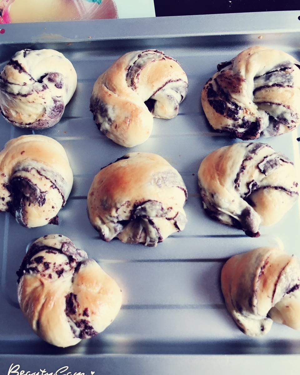 宝宝辅食：宝宝版豆沙面包卷-12M+