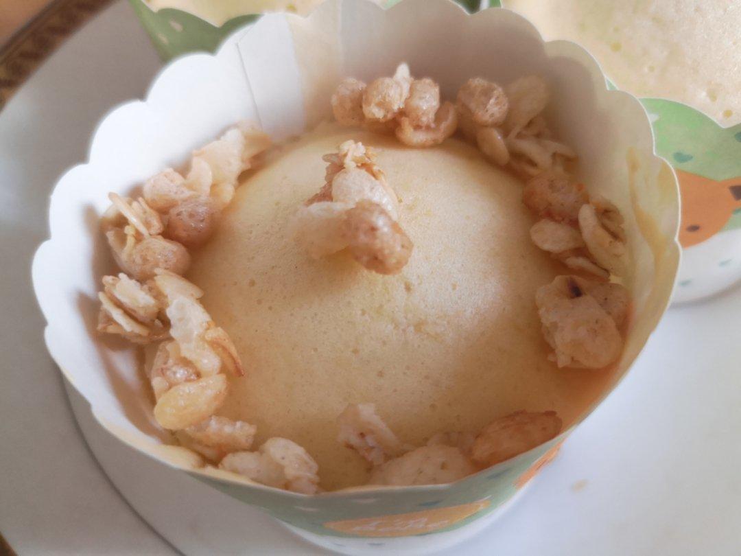 全蛋海绵纸杯蛋糕