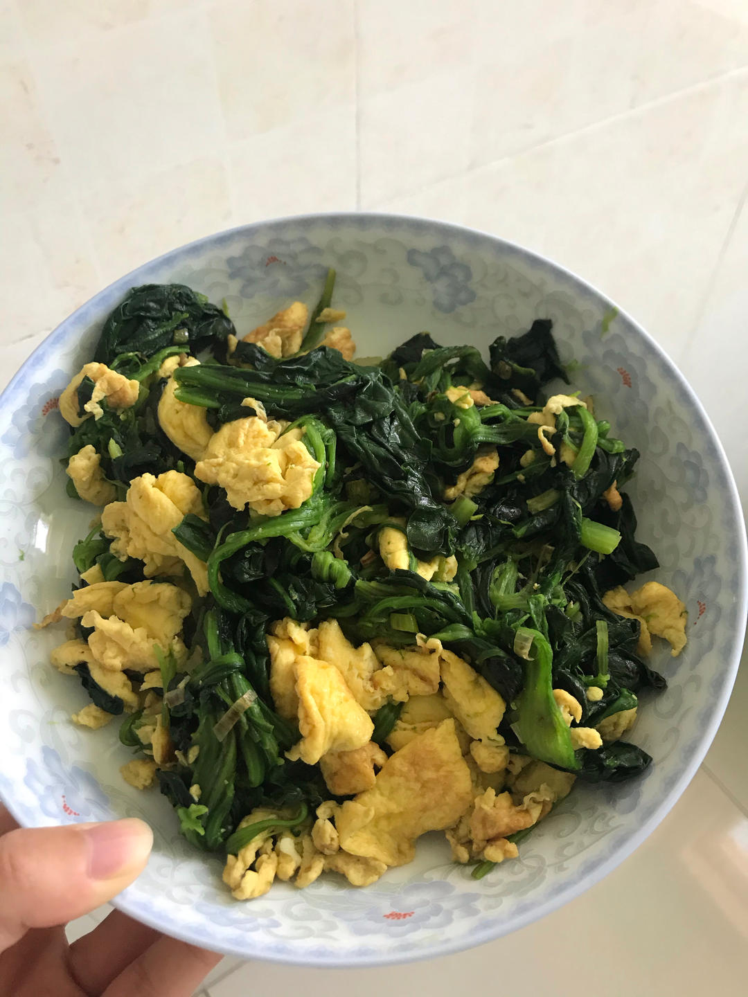 菠菜炒鸡蛋
