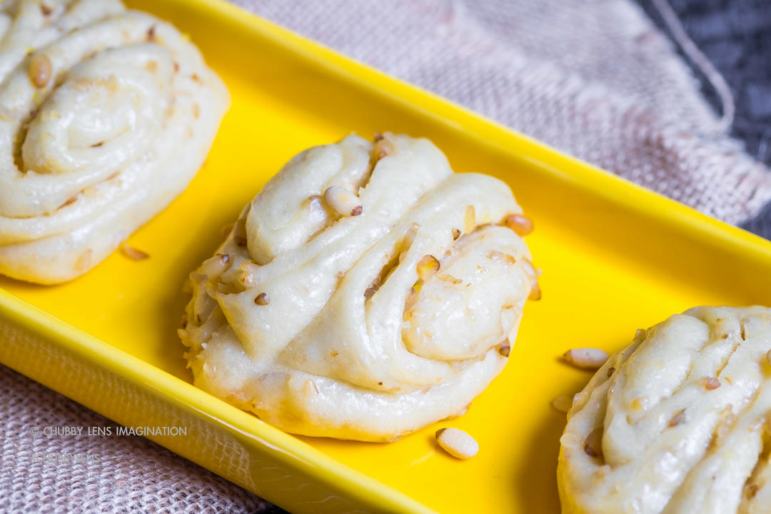 Costco煮易| 燕麦松仁花卷 Pine Nut Twisted Rolls的做法