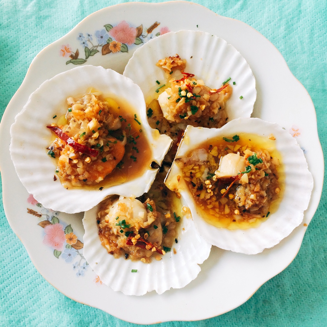 蒜蓉粉丝蒸扇贝