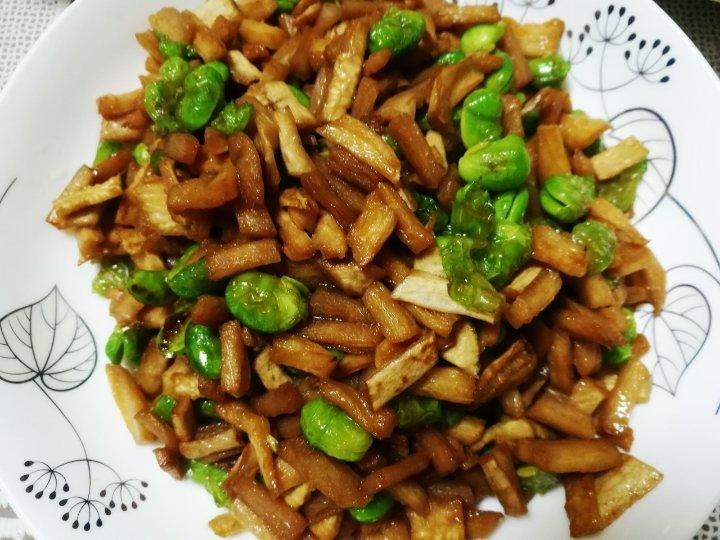 萝卜干炒毛豆