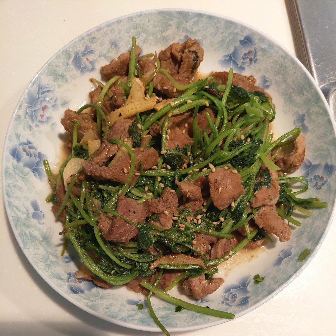 香菜牛肉