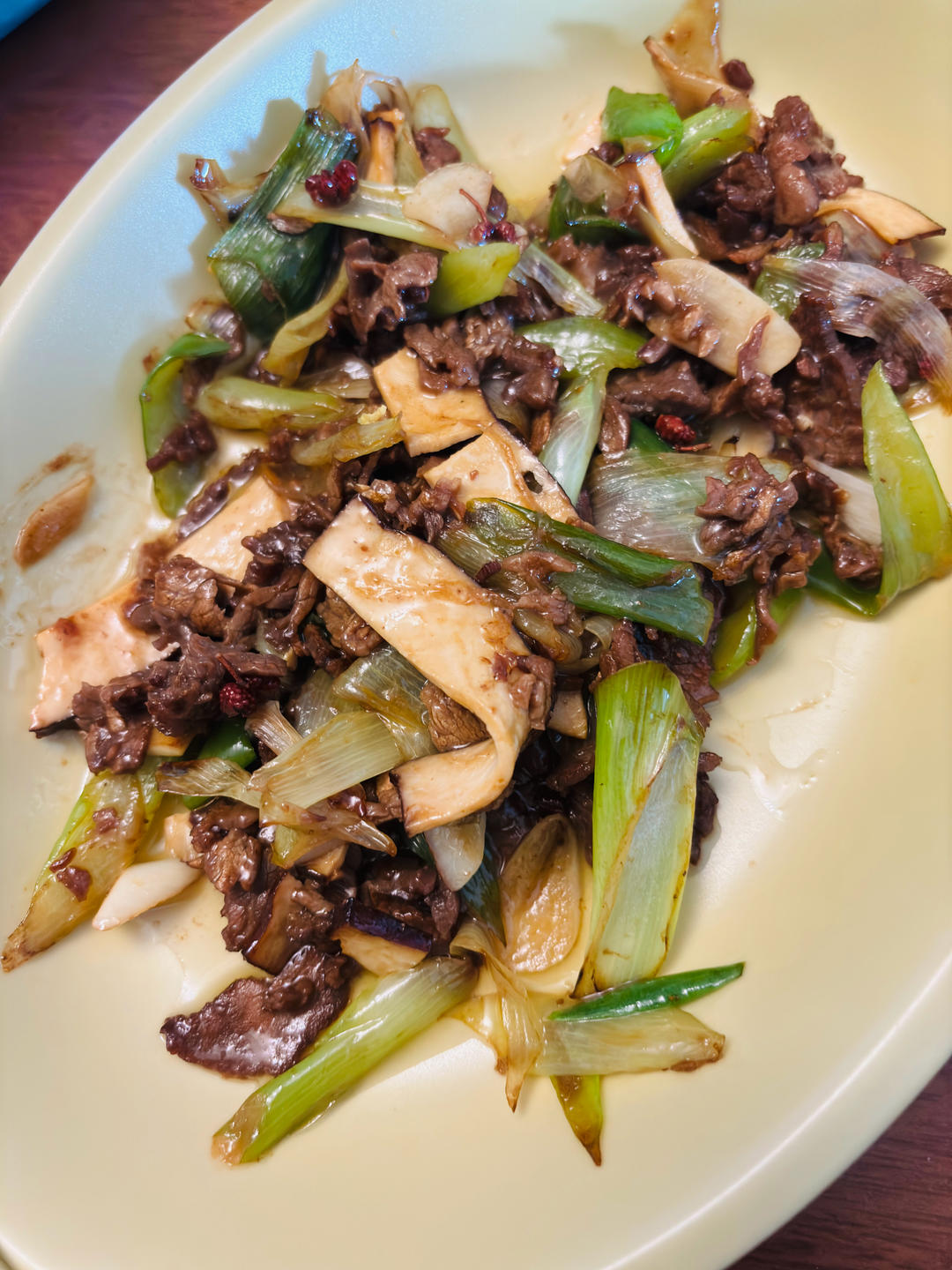 大葱豆干炒牛肉