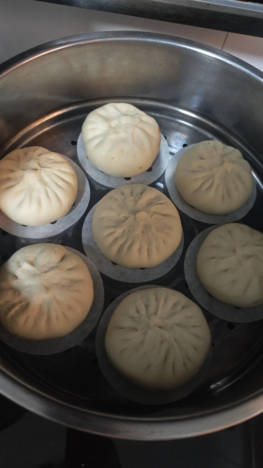 肉包子汁多肉嫩