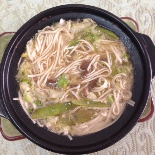食堂砂锅面