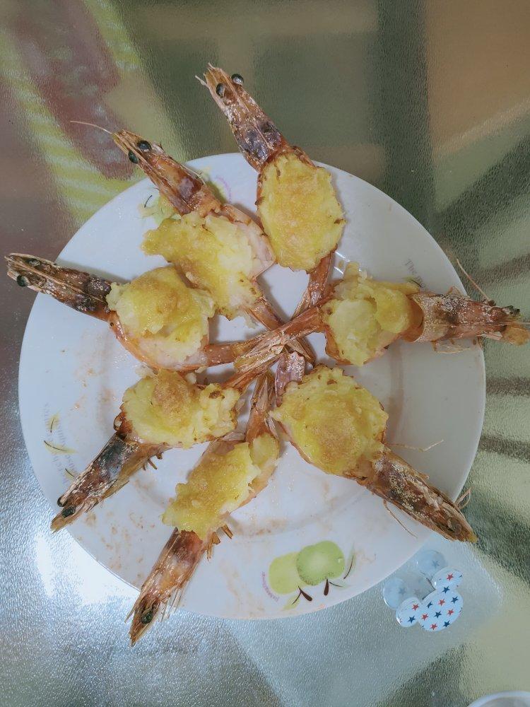 味道那叫一个"赞"--马苏里拉芝士焗大虾