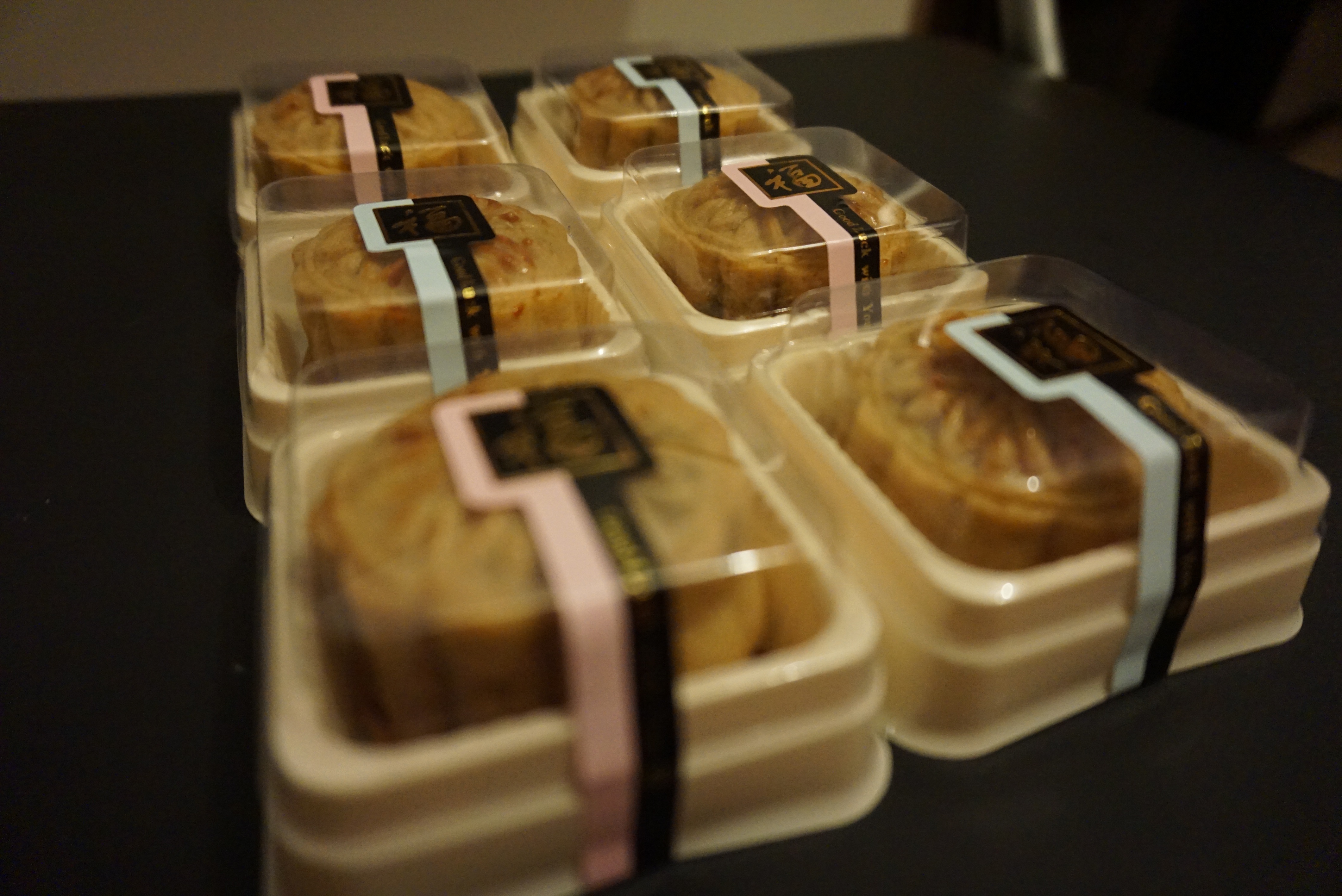 广式月饼——蛋黄莲蓉月饼