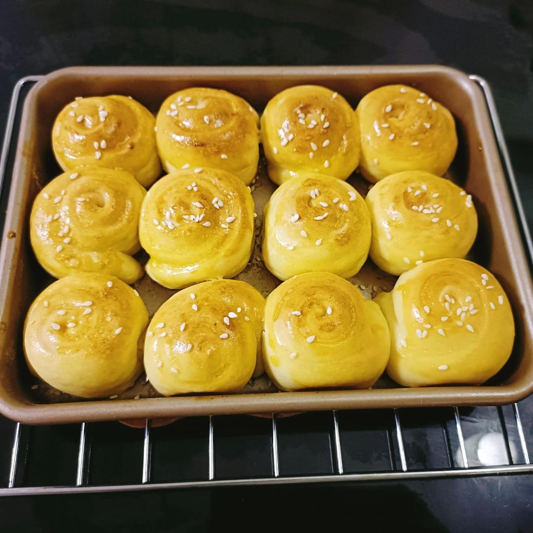 脆底蜂蜜小面包