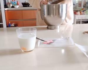 沈小厨最简单一次发酵奶香拉丝吐司的做法 步骤2