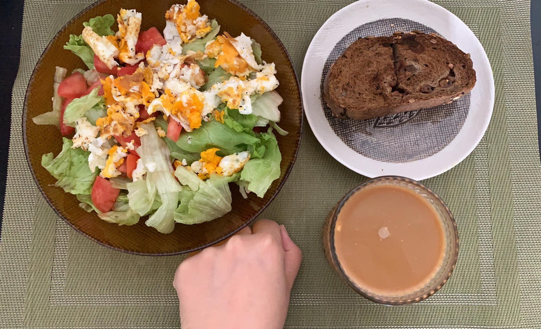 关晓彤同款减脂生菜三明治（鸡胸肉紫薯鸡蛋番茄版）