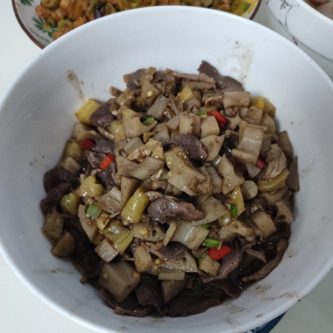 能吃三碗饭的开胃菜-酸辣鸡杂