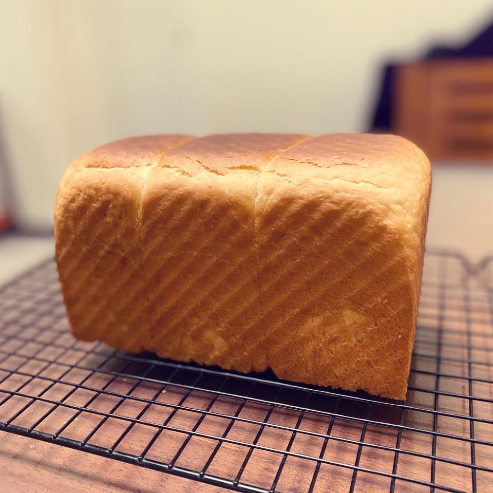 吐司，奶香手撕面包，超级香浓