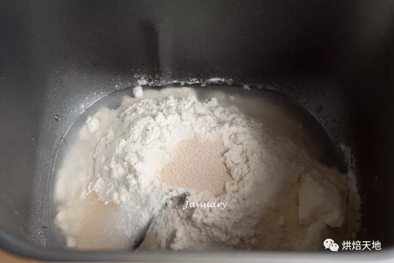 纯奶手撕吐司的做法 步骤1