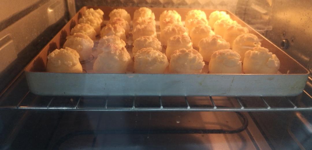 十分美味的酥皮泡芙