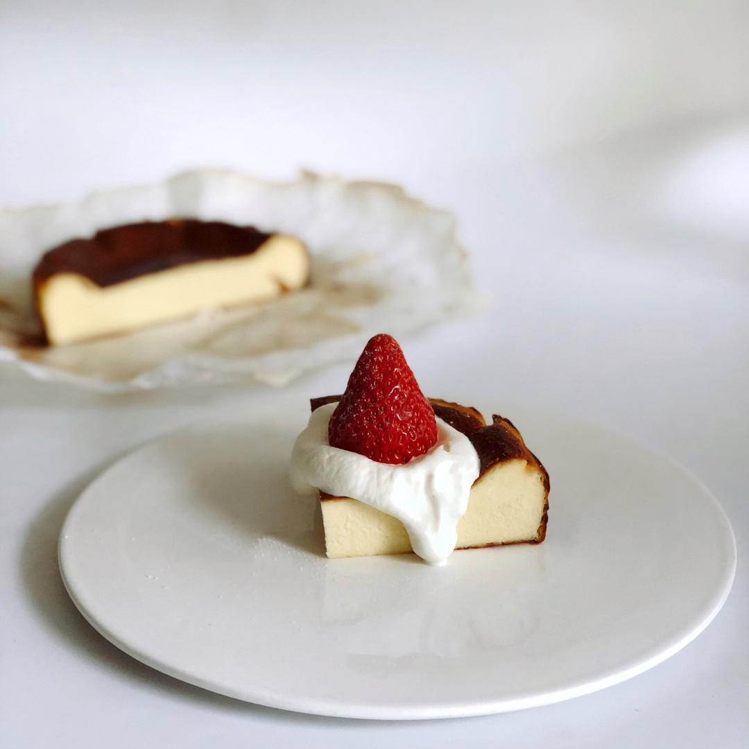 巴斯克烧焦芝士蛋糕