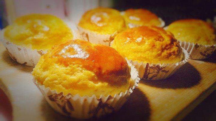 好吃到炸裂的港式菠萝包（附带制作酥皮的小视频）