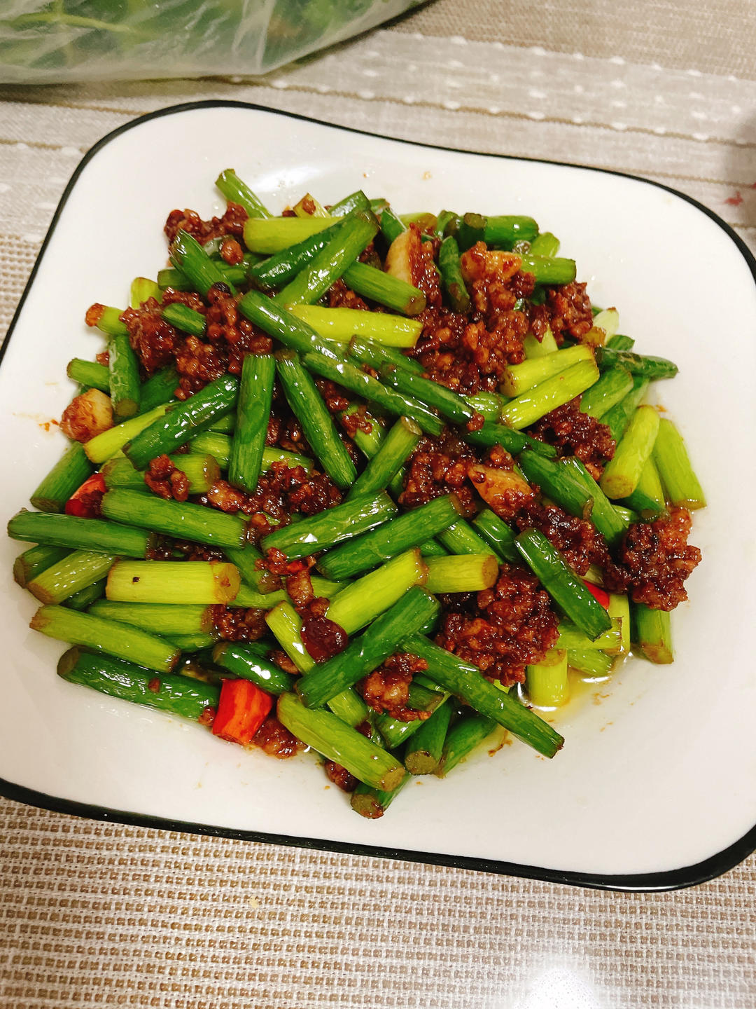 超下饭的蒜苔炒肉末