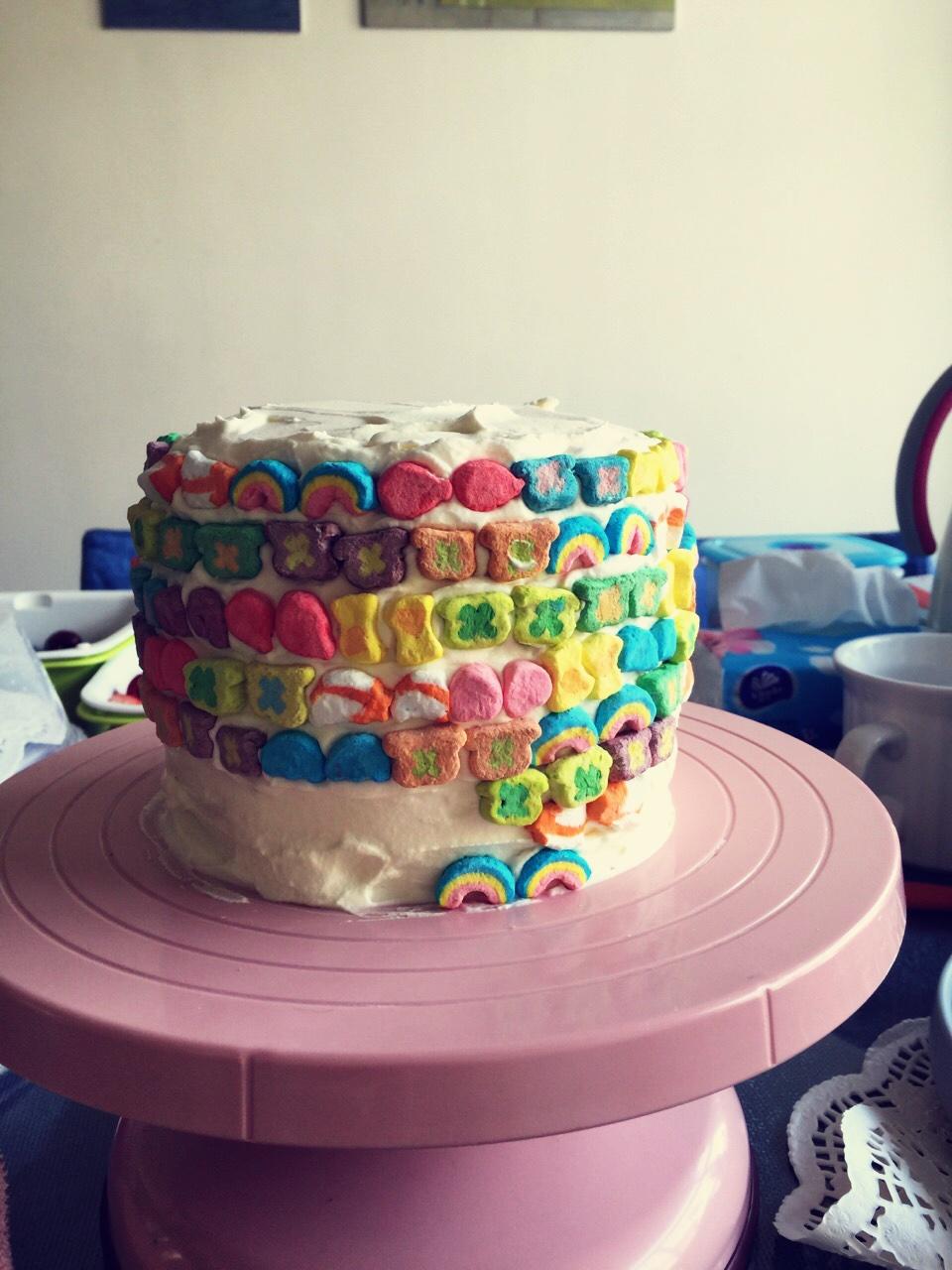 彩虹蛋糕（棉花糖及麦片装饰版）的做法 步骤4