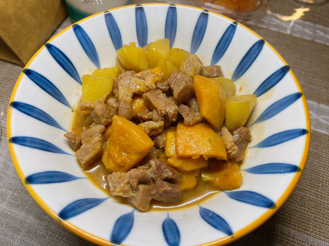 南瓜炖牛肉（改良版的东北一锅出）