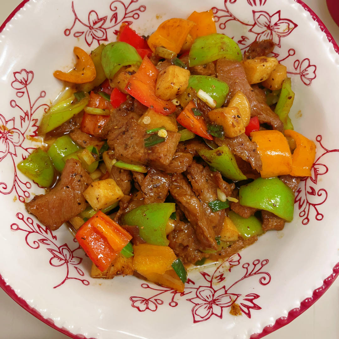 黑椒牛肉粒