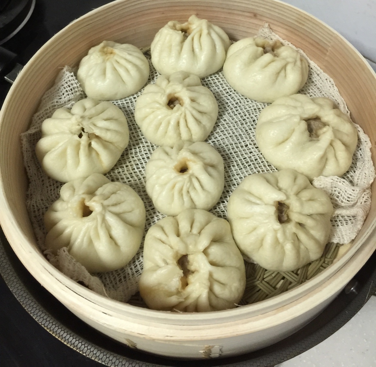 酱肉包子