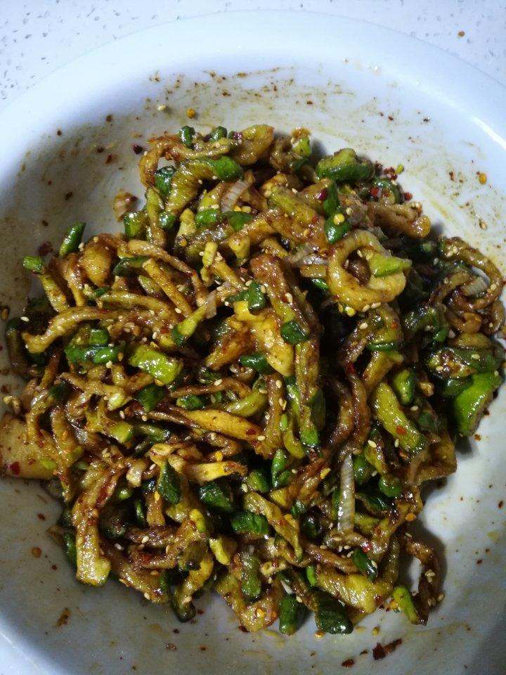 麻辣萝卜干