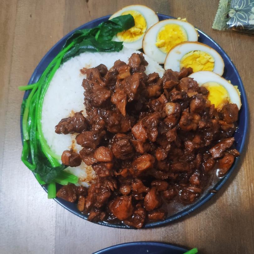 好吃到停不下来的卤肉饭