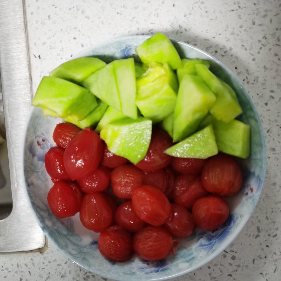 话梅小番茄
