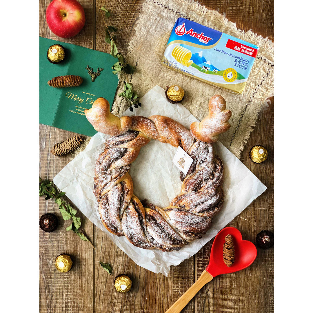 圣诞巧克力麋鹿花环面包