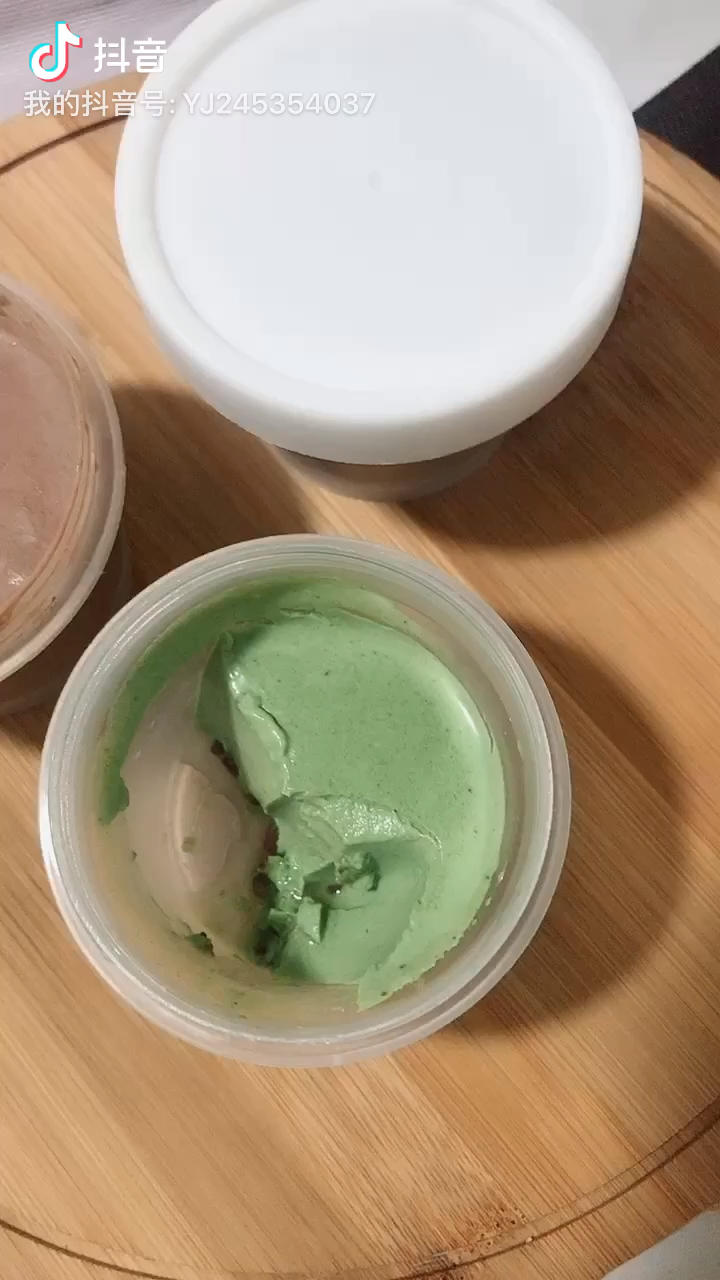 抹茶白巧奶冻
