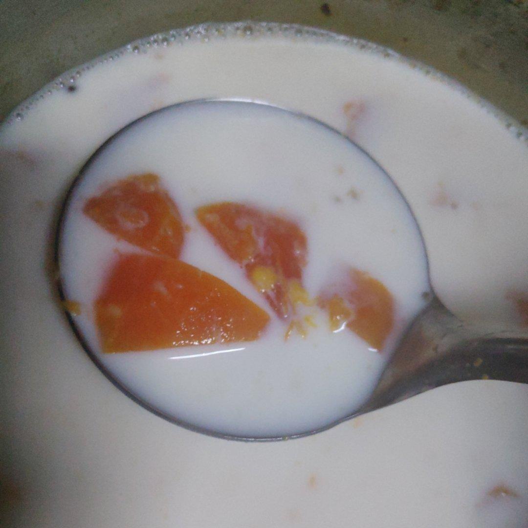 木瓜炖牛奶(养颜还可以下奶)