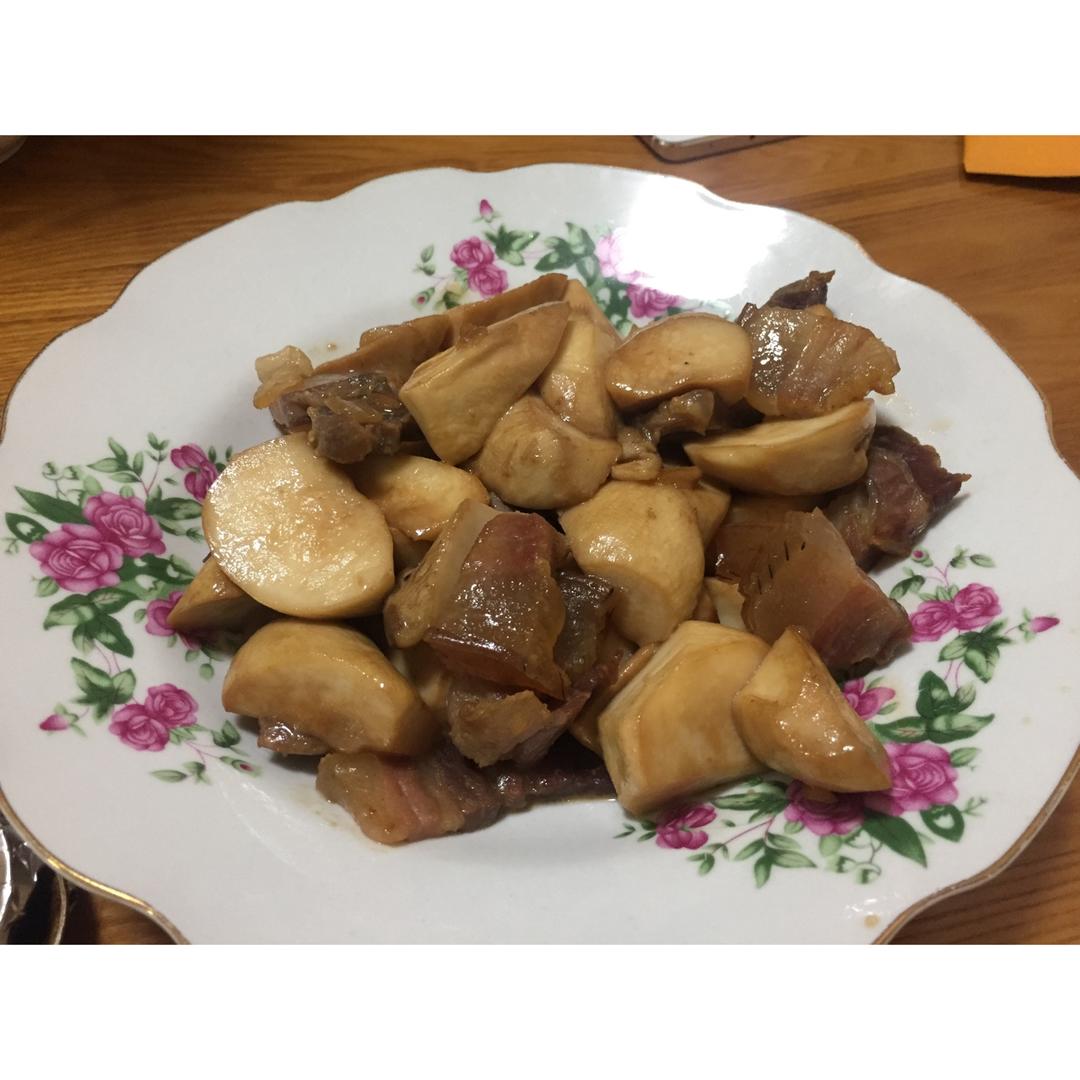 腊肉小炒杏鲍菇